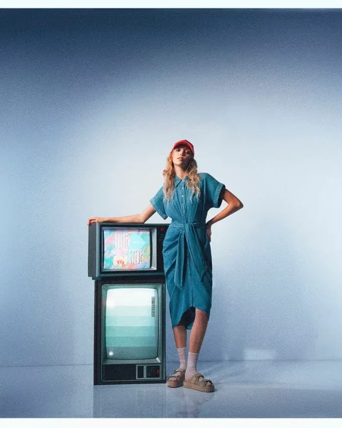 Bigschmona din piele de căprioară de culoare gri-maro