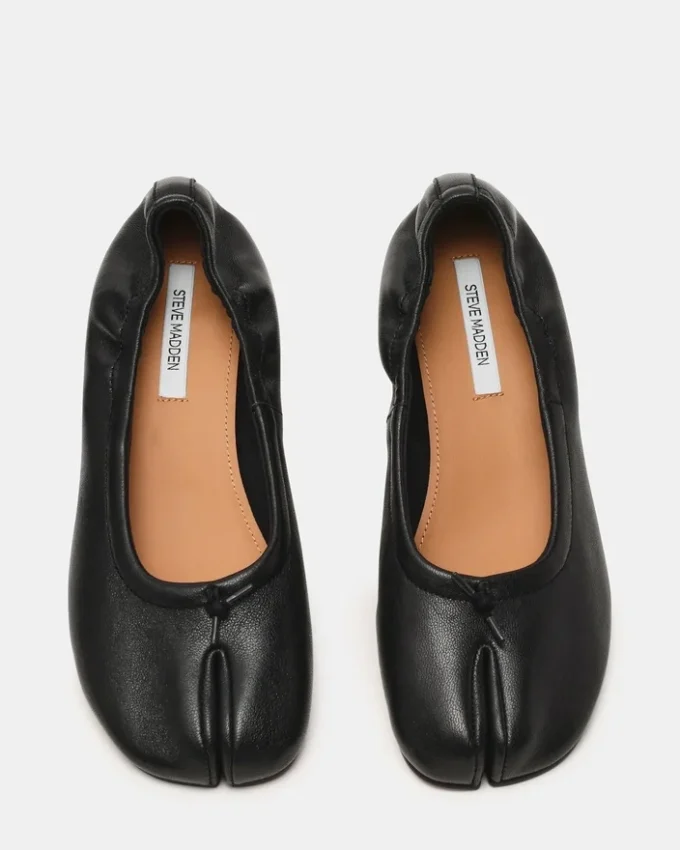 Cyra din piele neagră