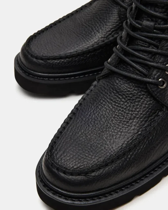 Dael din piele neagră