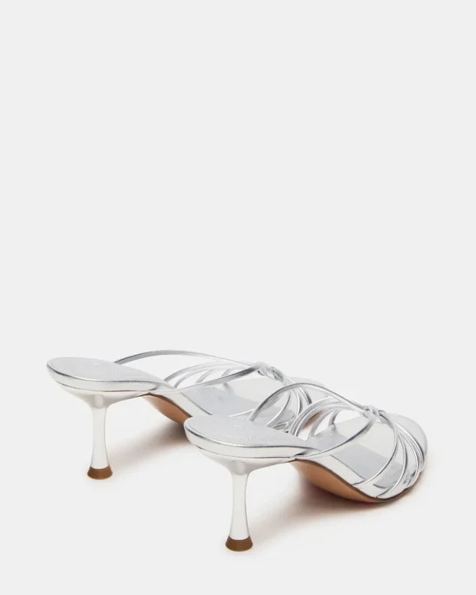 Edna din piele argintie Edna din piele argintie