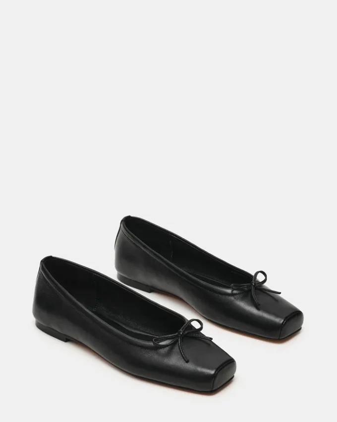 Eleve din piele neagră