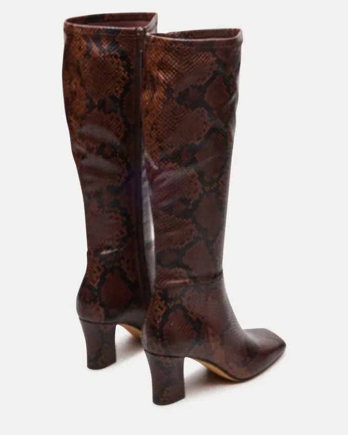 Elliot Brown Snake Elliot Brown Snake