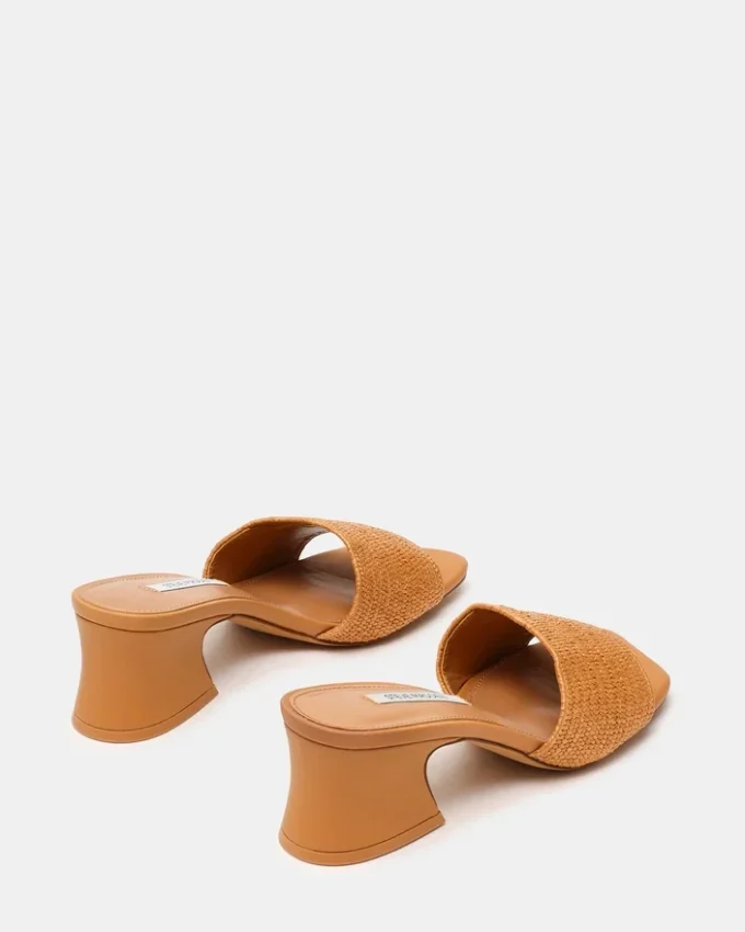 Frolic din rafie maro Frolic din rafie maro