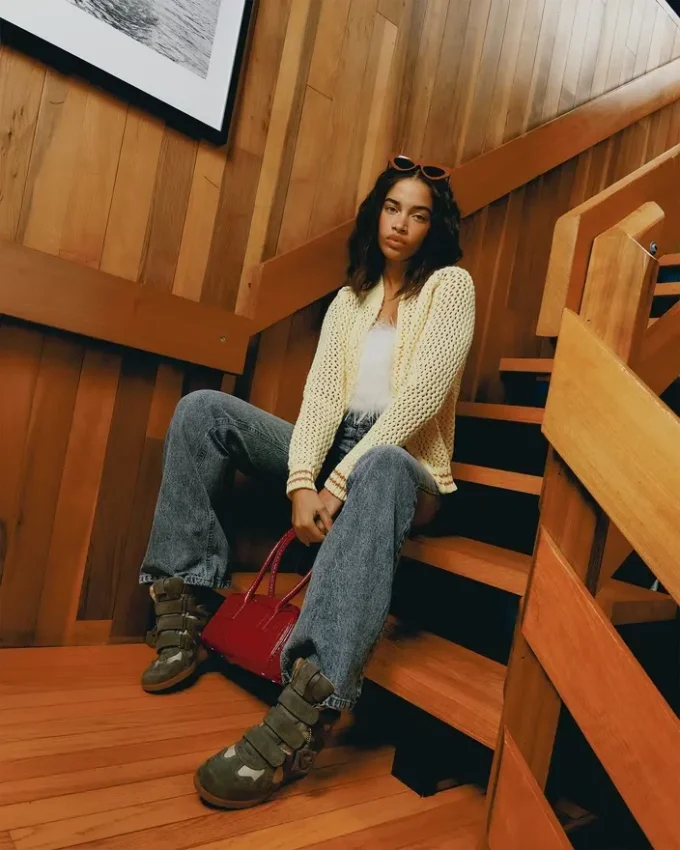 Mavis din piele de căprioară de culoare gri-maro