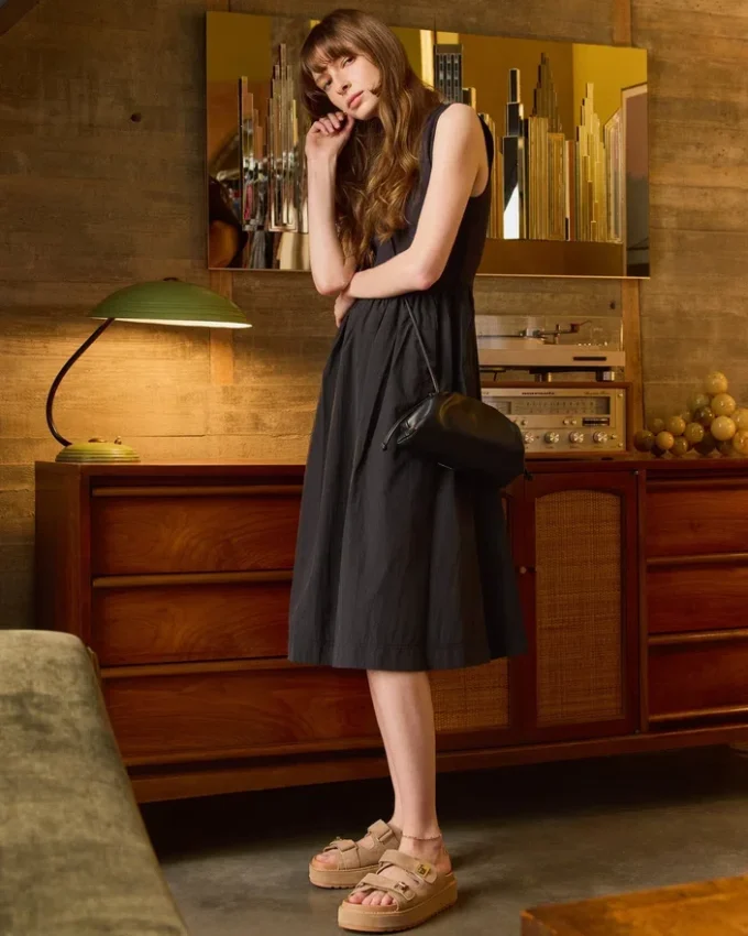 Bigschmona din piele de căprioară de culoare gri-maro