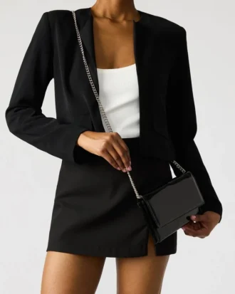 Geantă Juliana din piele lăcuită neagră