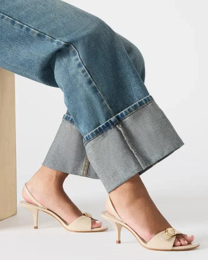 Henrietta din piele de culoare bej