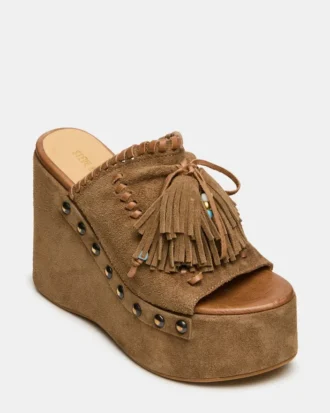 Highland Chestnut Suede