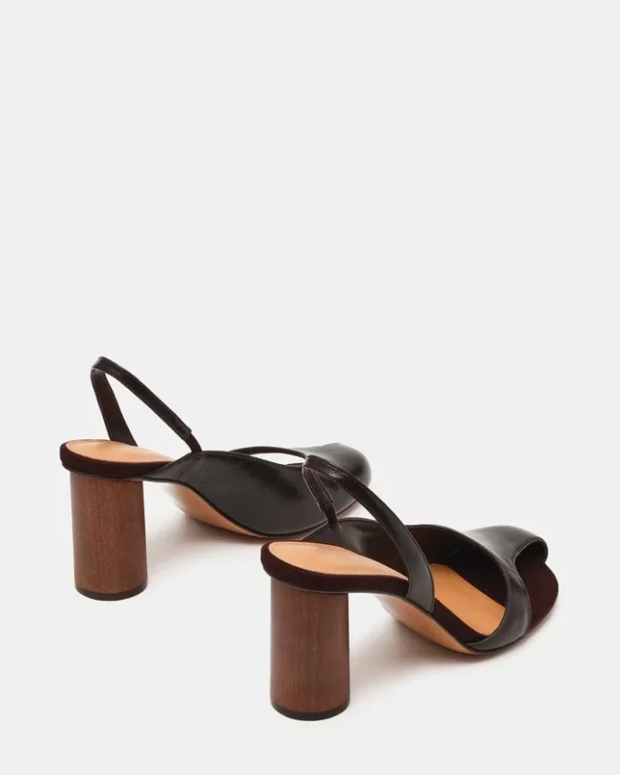 Janine din piele maro Janine din piele maro