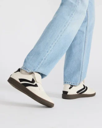 Janos din piele albă Janos din piele albă