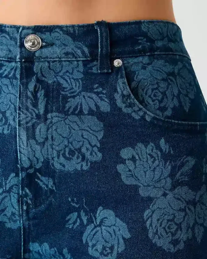 Jaxon Jean Rose Frost