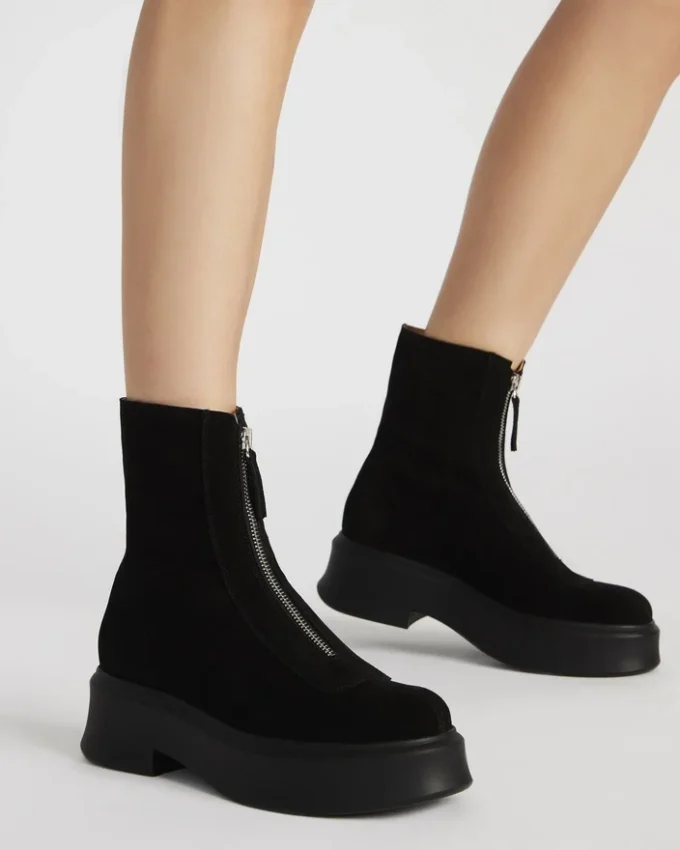 Jones maro cu imprimeu de vacă