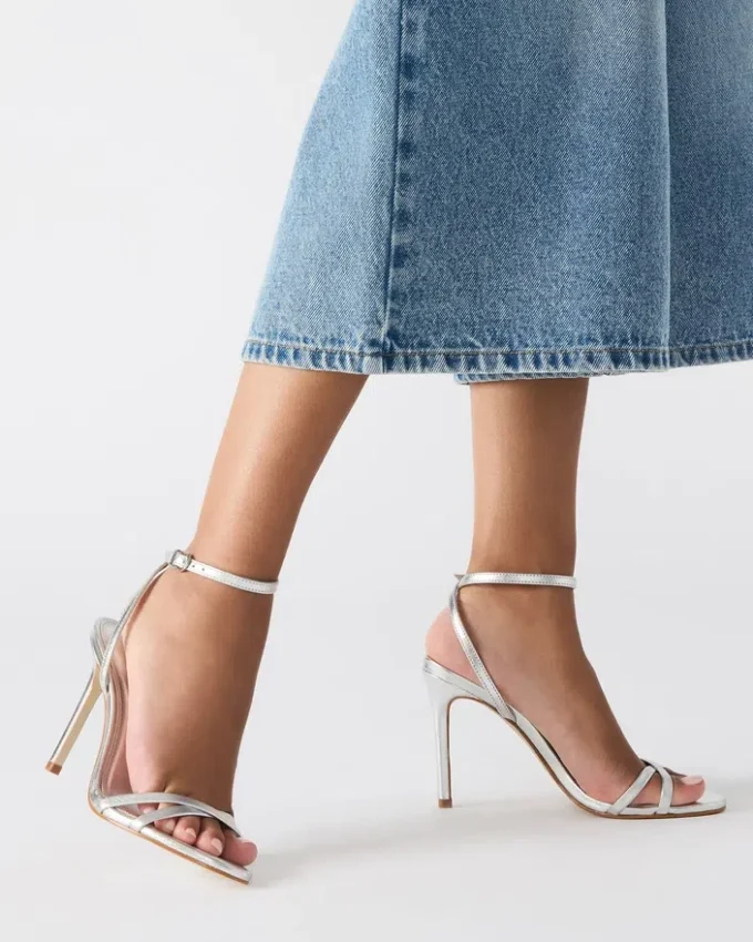 Jypsey din piele argintie