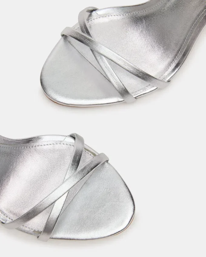 Jypsey din piele argintie