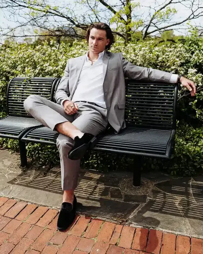 Laight Black Velvet Laight Black Velvet