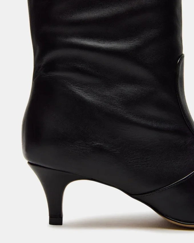 Lander din piele neagră Lander din piele neagră