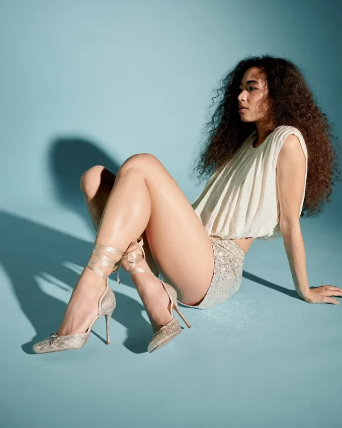 Larina Champagne cu strasuri