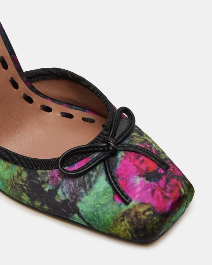 Larina Satin Floral Larina Satin Floral