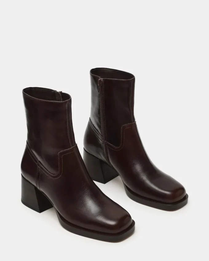 Latches din piele maro Latches din piele maro