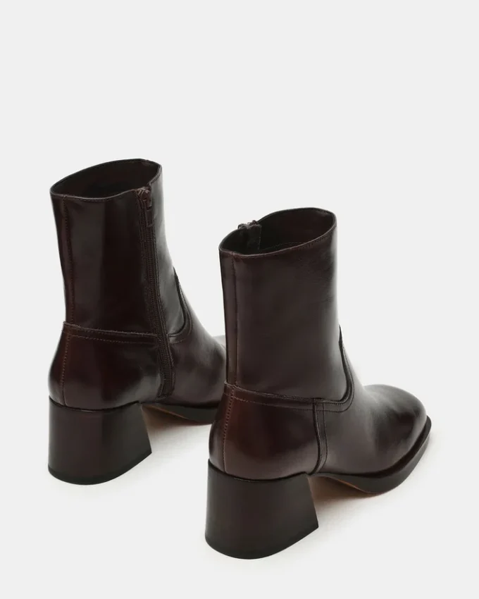 Latches din piele maro Latches din piele maro