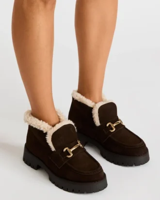 Leon din piele de căprioară maro ciocolatiu cu blană artificială