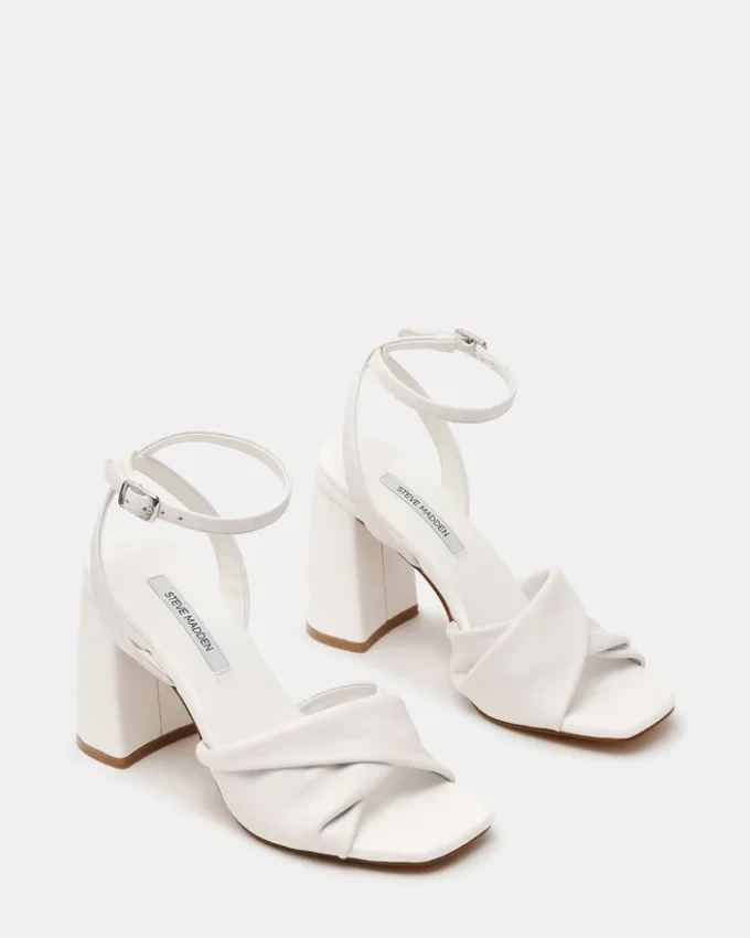 Mandy din piele albă