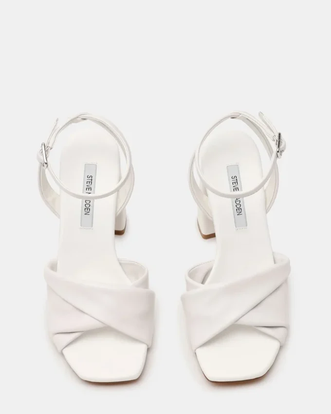 Mandy din piele albă