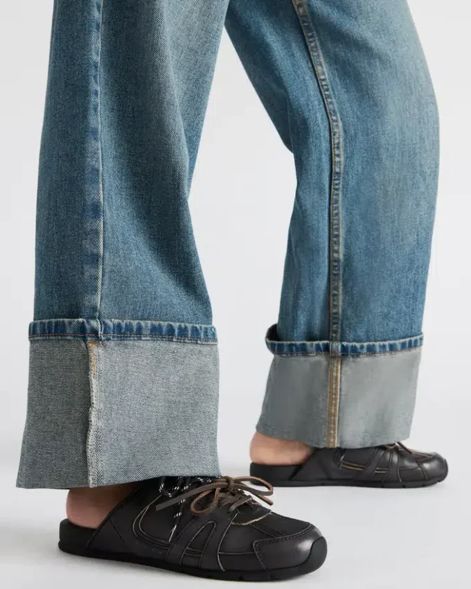 Maysa Negru Distressed