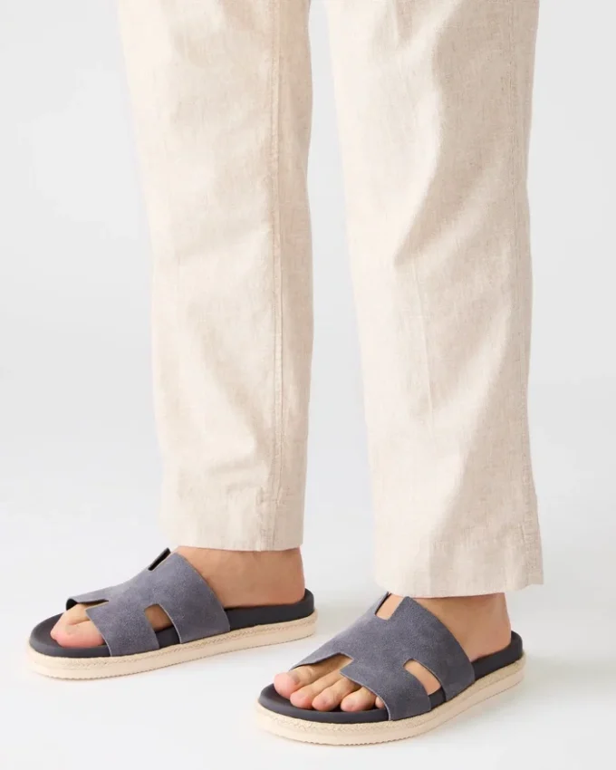 Merrick din piele de căprioară gri