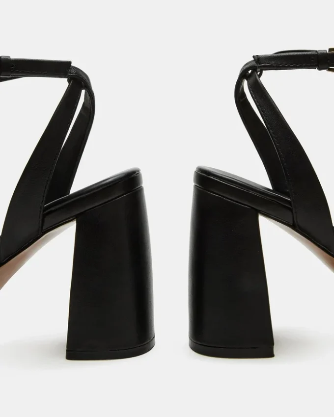 Messa din piele neagră Messa din piele neagră