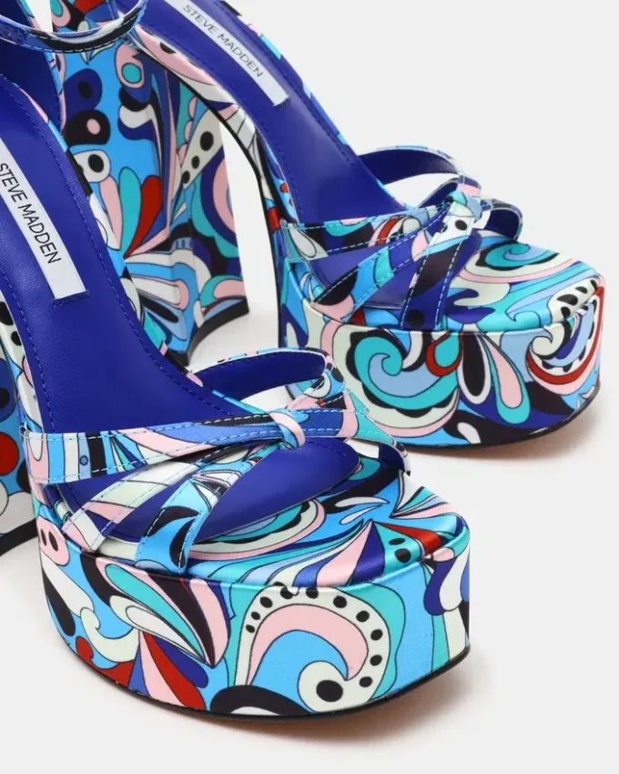 Model retro albastru