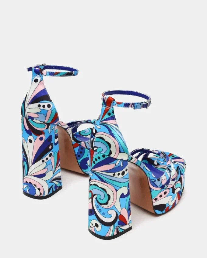 Model retro albastru