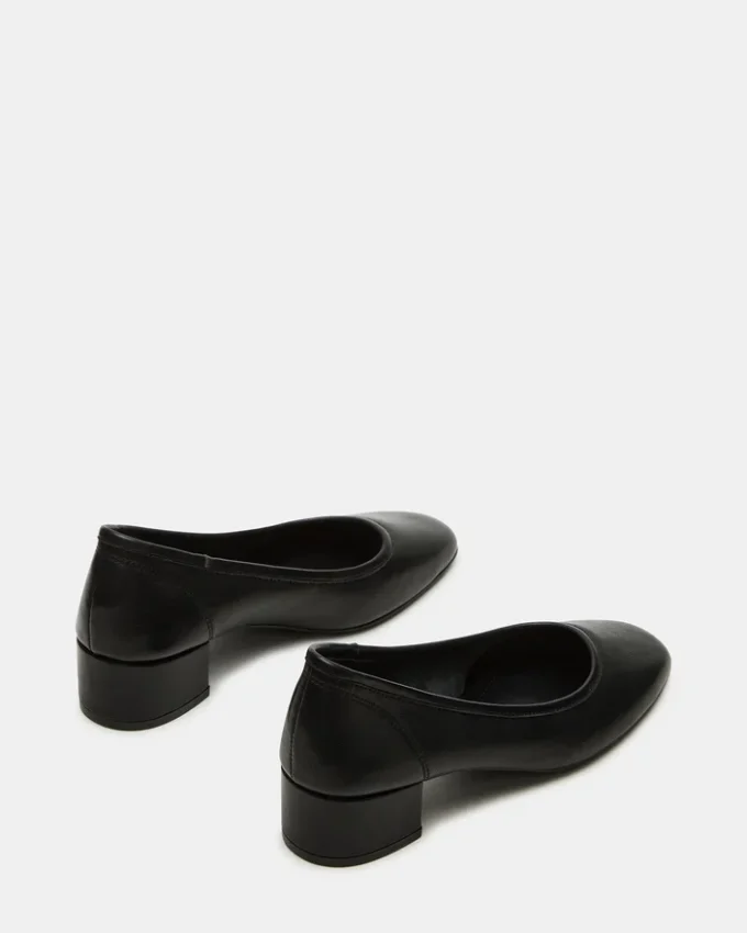 Mollie din piele neagră