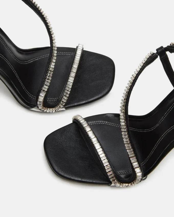 Nessa Negru Nessa Negru