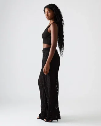 Pantaloni Tre Lace negri