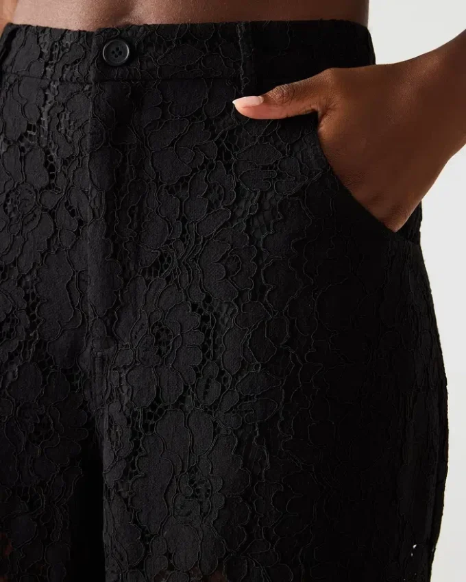 Pantaloni Tre Lace negri