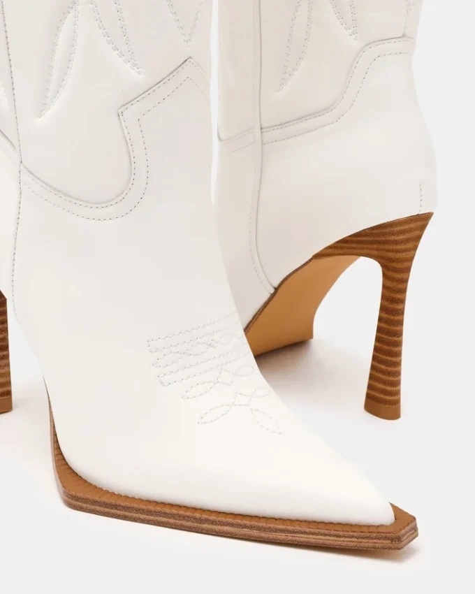 Piele albă Kinzee Piele albă Kinzee