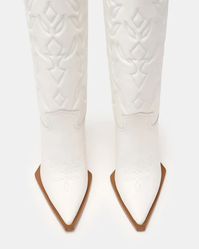 Piele albă Kinzee Piele albă Kinzee