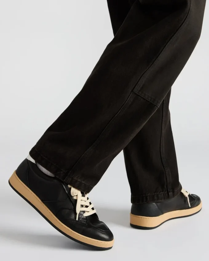 Prismo din piele neagră Prismo din piele neagră