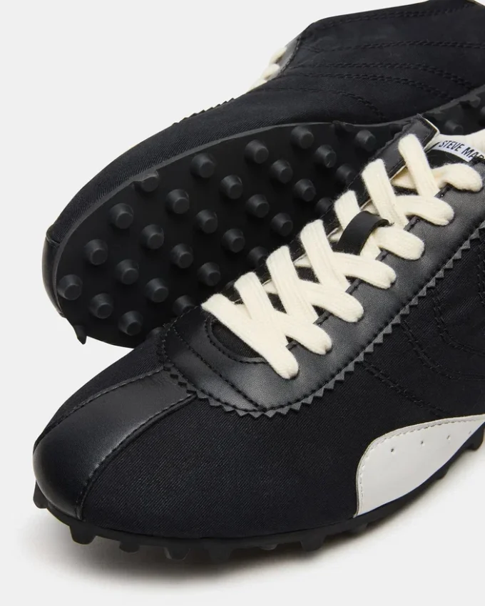 Puzzle Negru Puzzle Negru