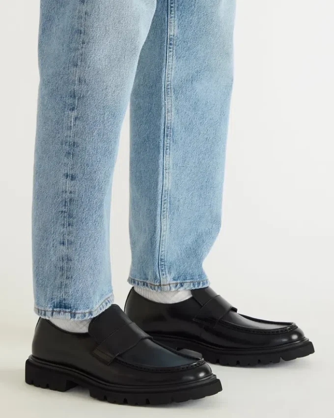 Radkin din piele neagră Radkin din piele neagră