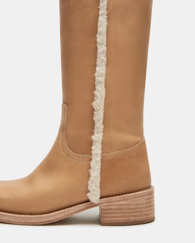 Riggs din piele de banană și blană artificială Riggs din piele de banană și blană artificială