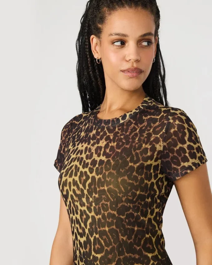 Rochie Hailee cu mâneci scurte și imprimeu Hot Spots Rochie Hailee cu mâneci scurte și imprimeu Hot Spots