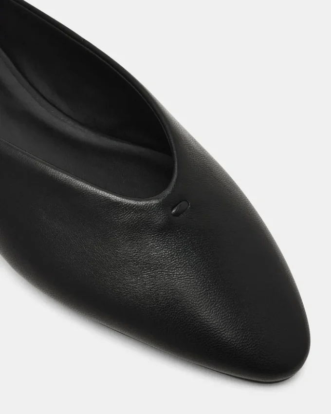 Sherman din piele neagră