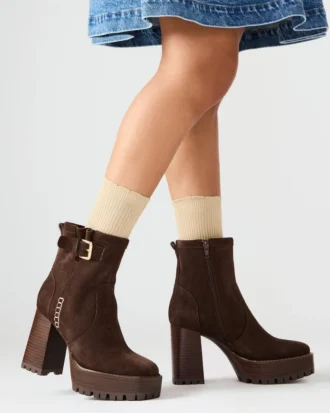 Summit din piele de căprioară maro închis