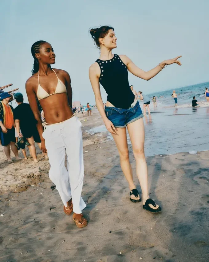 Body Nico cu ochiuri, negru