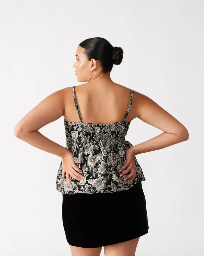 Top Bodi negru cu imprimeu floral