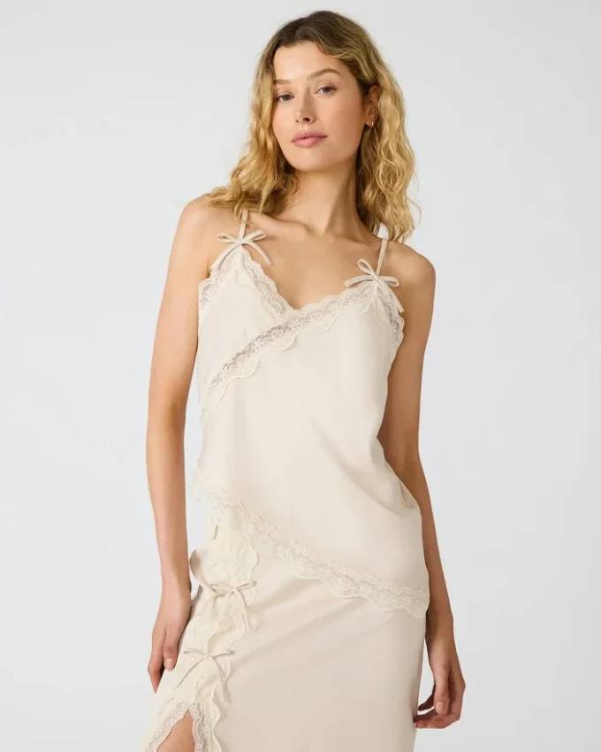Top Lakely Ivory