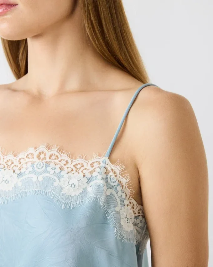 Top Roan albastru prăfuit Top Roan albastru prăfuit