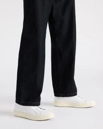 Zoii din piele albă